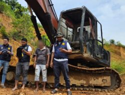 Polisi Amankan Satu Unit Ekskavator di Lokasi Tambang Ilegal di Aceh Selatan