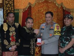 Pj Bupati Iswanto Sambut Kunker Kapolda di Polres Aceh Besar