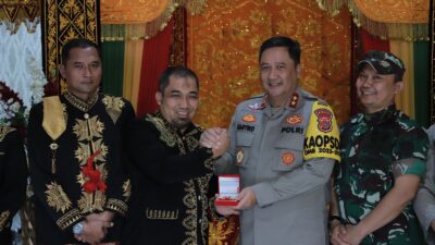 Pj Bupati Iswanto Sambut Kunker Kapolda di Polres Aceh Besar