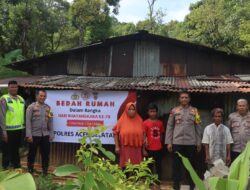 HUT Bhayangkara 78, Polres Aceh Selatan Gelar Bakti Sosial Bedah Rumah