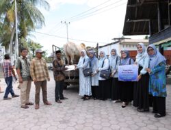 Sambut Idul Adha 1445 H, PIKABAS Serahkan Bantuan Hewan Kurban di Aceh Besar