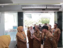 Kunjungi RSUD Meuraxa, Pj Wali Kota Ade Surya Cek Fasilitas dan Pelayanan Kesehatan