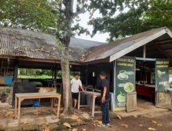 Sambut PON XXI Aceh-Sumut, Pedagang Lamtanjong Suka Makmur Benahi Warung