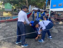 Prajurit Lanudal Sabang Gelar Aksi Bersih Pantai di Hari Armada RI ke-79