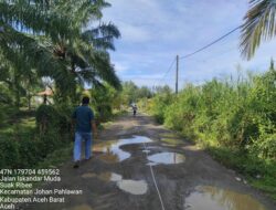 Respon Cepat Keluhan Masyarakat, PUPR Aceh Barat Perbaiki Jalan ke Objek Wisata