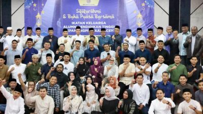 Plt Sekda Aceh Hadiri Buka Puasa Bersama dan Santunan Anak Yatim IKAPTK Aceh