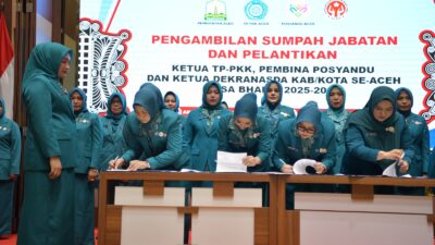 Ny. Cut Inda Ratna Safriati TR. Keumangan Dilantik sebagai Ketua TP-PKK dan Dekranasda Nagan Raya