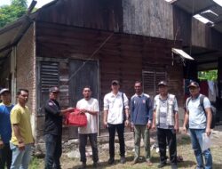 Puluhan Warga Terdampak Angin Kecang di Sabang Terima Bantuan