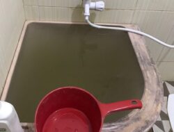 Warga Baitussalam Keluhkan Air PDAM Tirta Mountala Keruh