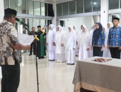 Lantik 42 Pejabat Fungsional, Sekda Aceh Besar Tekankan Pentingnya Kedisiplinan dan Komunikasi