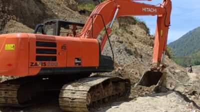 Setelah Dua Bulan Terputus, Perbaikan Akses Jalan Kampung Seneren Mulai Dikerjakan