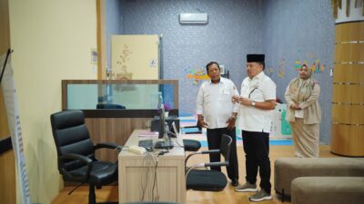 Sidak Hari Pertama Kerja Usai Idulfitri, Bupati TRK Pastikan Pelayanan Publik Berjalan Optimal