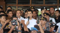 Temui Pendemo, Sekda Aceh Tegaskan Pergub JKA Tidak Kurangi Hak Warga Kurang Mampu untuk Berobat