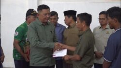 Bupati Gayo Lues Semangati dan Serahkan Bantuan untuk Korban Kebakaran di Rikit Gaib