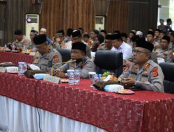 Kapolda Aceh Ikuti Ngaji Kebangsaan Bersama Gus Baha secara Hybrid