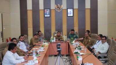 Pj Bupati Aceh Besar Ikuti Rakor Pengendalian Inflasi Secara Zoom Meeting