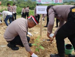 Peduli Penghijauan, Polres Aceh Besar Tanam 1000 Pohon