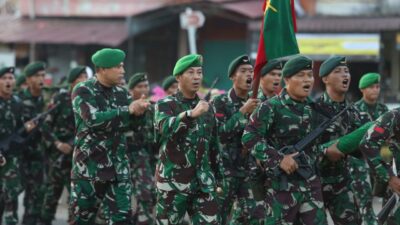 Pangdam IM Ikuti Gerak Jalan Peleton Beranting YWP Jaya Bersama Prajurit
