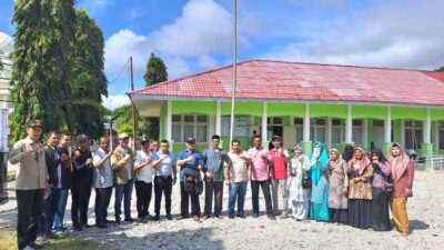 Kadisdikbud Aceh Besar Saweu Sikula Terpencil di Pulo Aceh