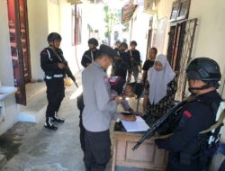 Personel Polres Aceh Besar dan BKO Brimob Polda Aceh Lakukan Patroli Perintis Presisi