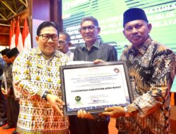 Pemkab Aceh Barat Raih Penghargaan dari Ombudsman RI