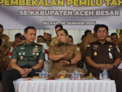 Dandim 0101/KBA Hadiri Apel Siaga Satlinmas dan Pembekalan Pemilu 2024 di Aceh Besar