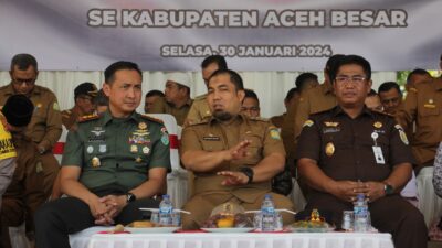 Dandim 0101/KBA Hadiri Apel Siaga Satlinmas dan Pembekalan Pemilu 2024 di Aceh Besar