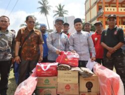 Pemerintah Aceh Serahkan Bantuan Masa Panik untuk Korban Kebakaran Dayah Babul Maghfirah