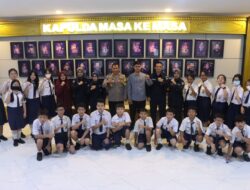 20 Pelajar SMP Methodist Banda Aceh Kunjungi Bidhumas Polda Aceh