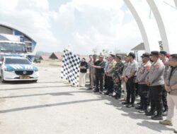 Asisten I Sekdakab Aceh Besar Lepas Pendistribusian Logistik Pemilu 2024