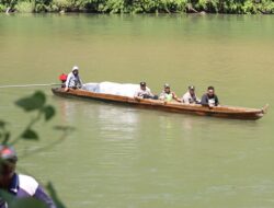 Kisah TNI-Polri di Aceh Lewati Sungai Kawal Logistik Pemilu di Daerah Terpencil