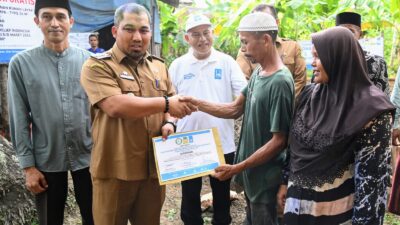 Pj Bupati Iswanto Letakkan Batu Pertama Pembangunan Rumah Layak Huni