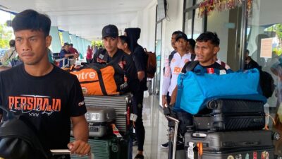 Tak Ada Penerbangan, Skuad Persiraja Masih Tertahan di Biak