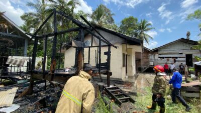 Kebakaran Hanguskan Satu Unit Rumah Kontruksi Kayu di Montasik
