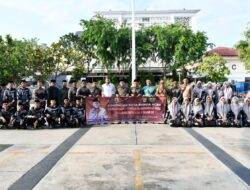 Lepas peserta Kontingen MTR Pramuka, Amiruddin Minta Pertahankan Prestasi Juara Umum