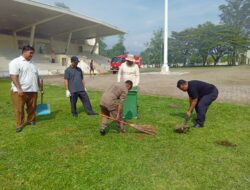 Jelang Peringatan HUT Ke-40, ASN Gotong Royong Bersihkan Kota Jantho