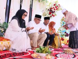 Hadiri Khanduri dan Peusijuek di Jeunieb, Pj Gubernur Aceh Sampaikan Pesan Persatuan