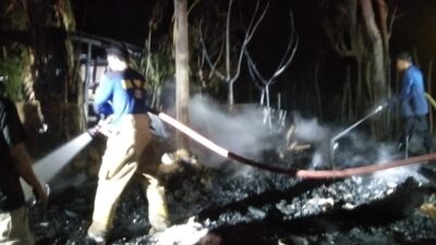 Kebakaran Kios di Baitussalam, Tiga unit Pemadam Dikerahkan