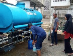 Selama Dua Hari, PDAM Tirta Mountala Salurkan 69 Ton Air Bersih untuk Warga Kecamatan Lhoknga