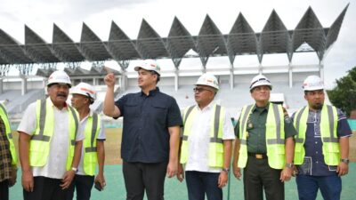 Pj Bupati Aceh Besar Dampingi Pj Gubernur Aceh Sambut Kedatangan Menpora