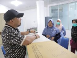 Pj Bupati Iswanto Pantau Pelayanan RSUD Aceh Besar, Dapati Yang Dinas Semua Tenaga Bakti