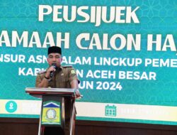 Pemkab Aceh Besar Peusijuek 29 JCH dari Unsur ASN