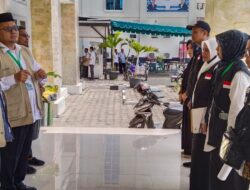 Ketua PPIH Aceh Pimpin Apel Perdana dengan Petugas Kloter 1, Ini Pesannya