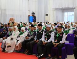 Dilepas Pj Sekda, 337 Jemaah Calhaj Aceh Utara Bertolak ke Tanah Suci
