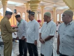 Pj Bupati Syazalisma Lepas 148 Calon Jemaah Haji asal Aceh Selatan