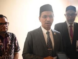Sidang Paripurna DPRK Banda Aceh Diwarnai Listrik Padam Hingga Delapan Kali