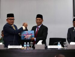 Pj Gubernur Sampaikan Rancangan Qanun Aceh Tentang Pertanggungjawaban APBA 2023