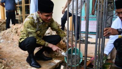 Pj Wali Kota Langsa Letakan Batu Pertama Renovasi Masjid Besar Nurul Qur’an