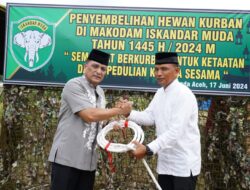 Pangdam IM Serahkan Hewan Qurban Kepada Ws Kabintaljarahdam IM untuk Disalurkan Kepada yang Berhak Menerima