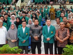 Bekali Mahasiswa KKN USK, Ini yang Disampaikan Pj Bupati Iswanto